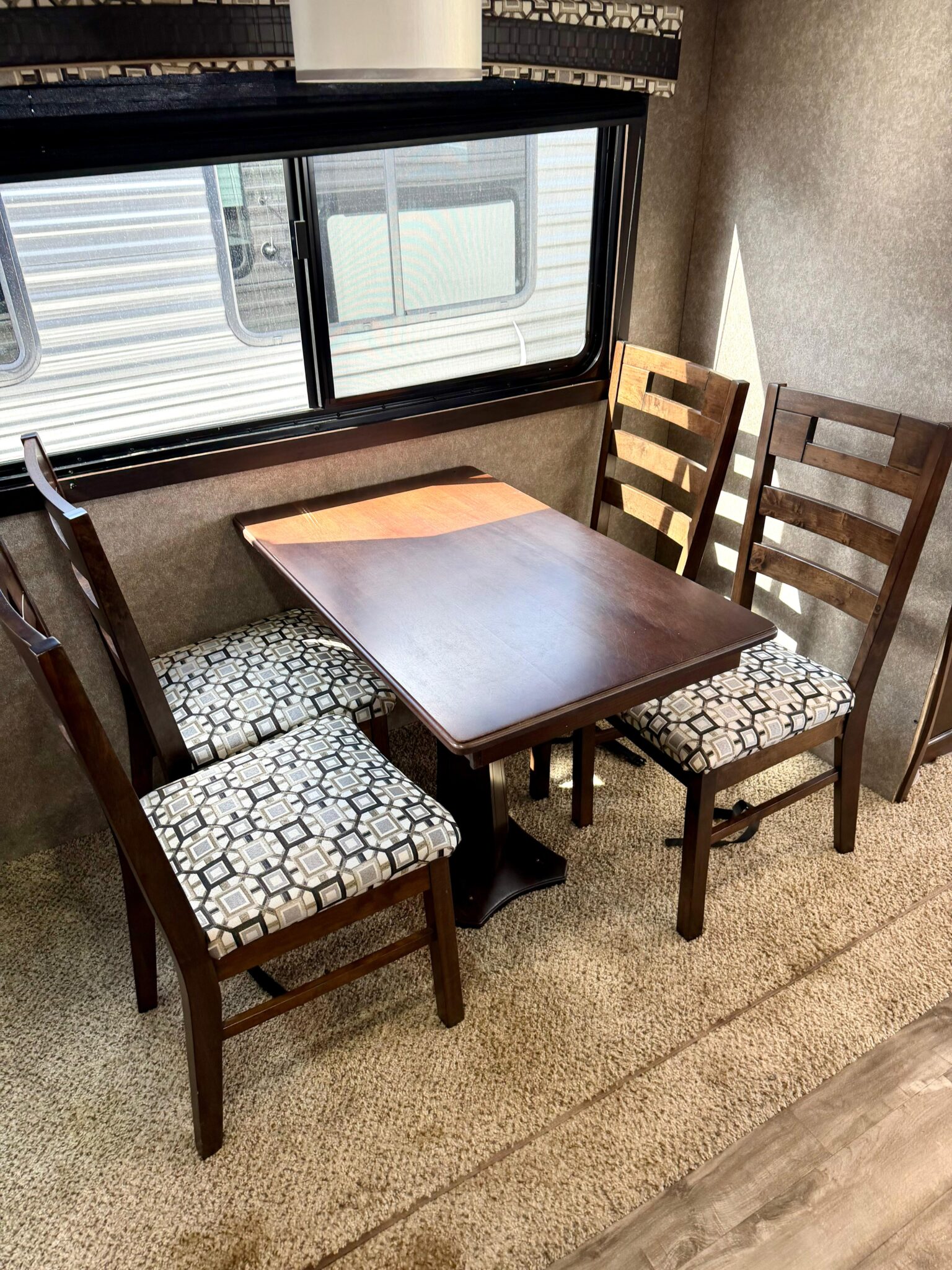 Jayco RV 2019 – Kessell Auto & Rv Corp